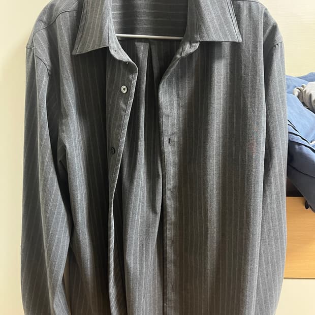 [48] aieul harry shirt