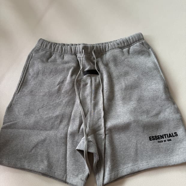 에센셜 다크오트밀 반바지 XL