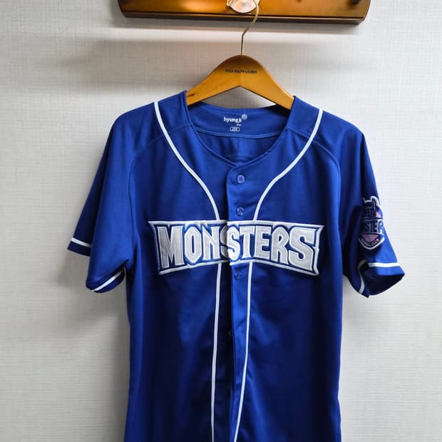 100) hji 최강몬스터 박용택 최수현 유니폼 팝니다