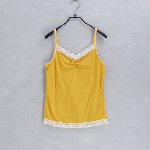 CINEMA _ eyelet lace camisole