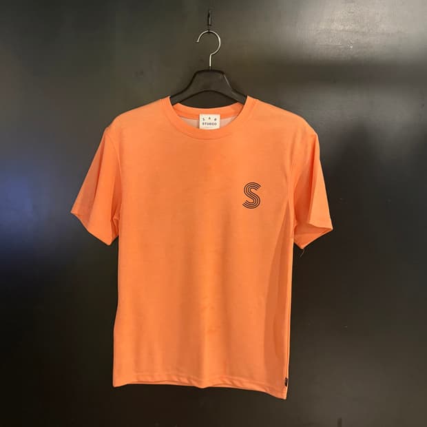 아이앱 스튜디오 반팔티 오렌지