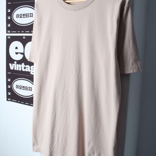 (L-XL) 유니클로 반팔 티셔츠 U라인 무지 살구-H35885