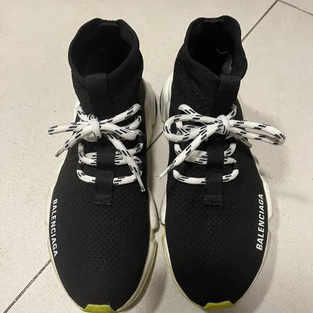 발렌시아가 스피드러너 레이스업 36