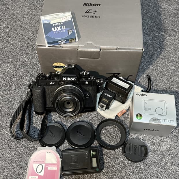 니콘 Zf 40mm f/2 SE Kit