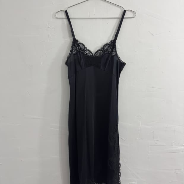 black lace slip