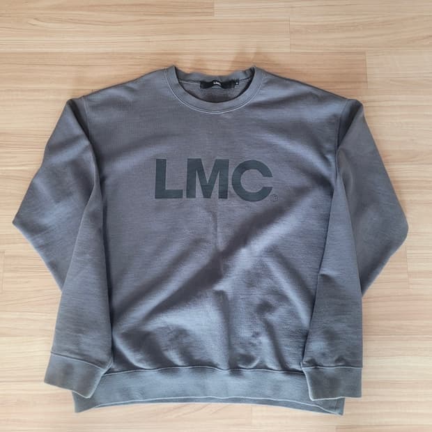 엘엠씨 스웻셔츠