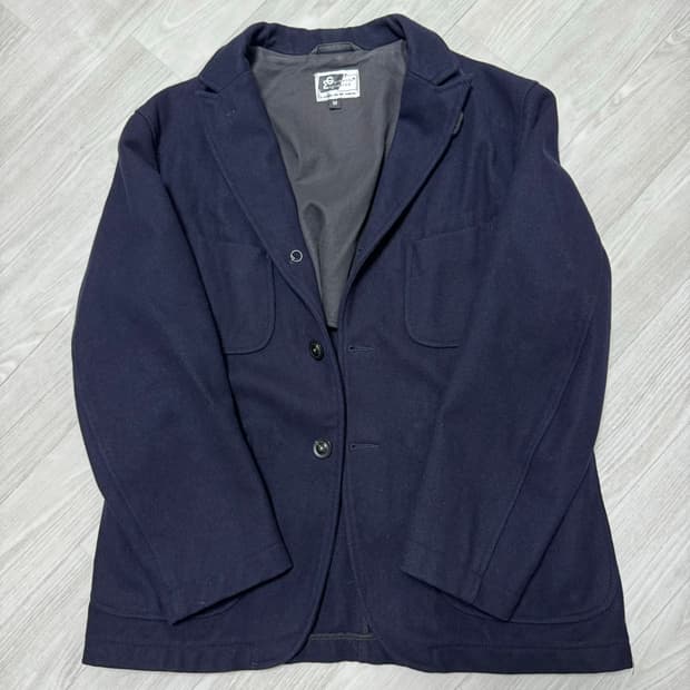 엔지니어드가먼츠 울 베드포드 m