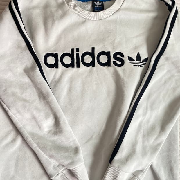 Vintage adidas 맨투맨