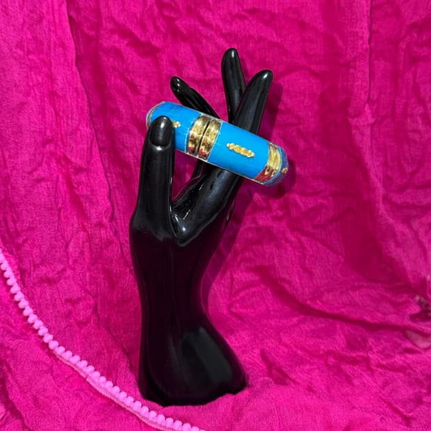 Oriental bold bangle 