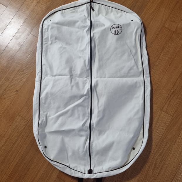 에르메스 가먼트백(수트케이스)