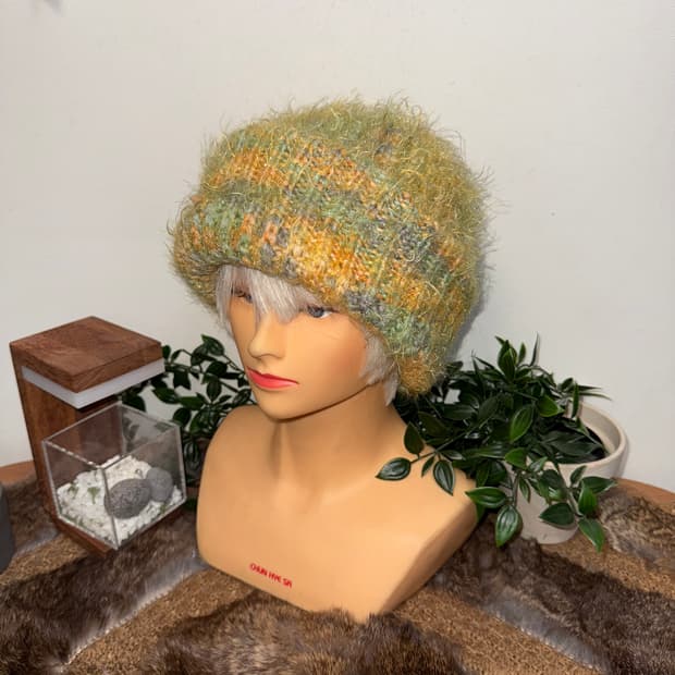Yellow green grunge fur knit beanie