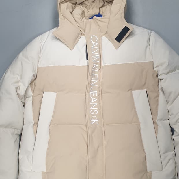 캘빈클라인 패딩 아이보리/베이지