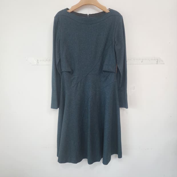 미샤 긴팔 플레어 원피스