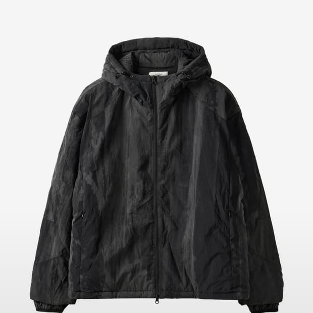 아르반 블리치 쉘 패디드 자켓_고스트 블랙