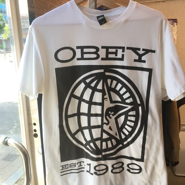 오베이Obey 로고티