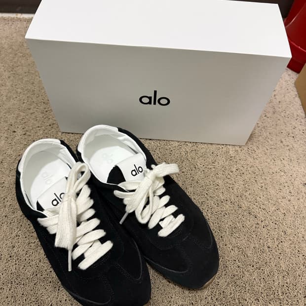 알로 선셋 스니커즈 블랙 235