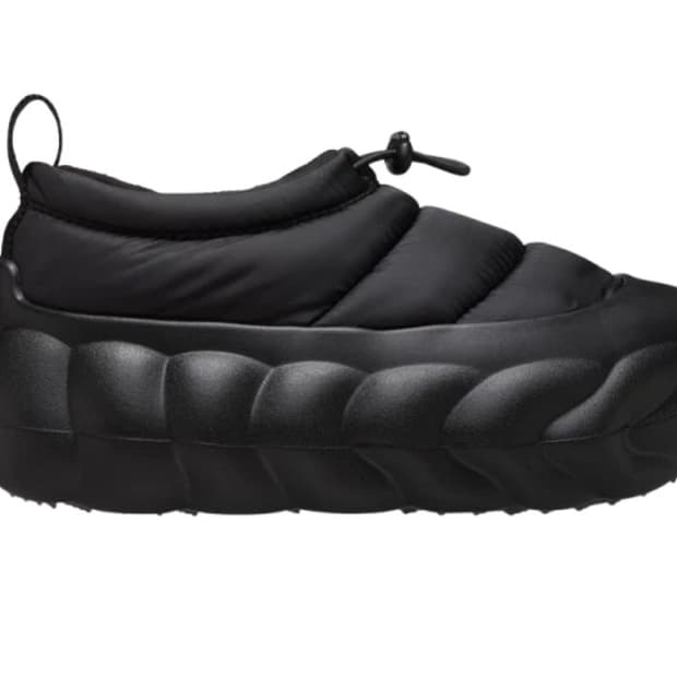 크록스 오버퍼프 쇼티 280사이즈 구해봐요