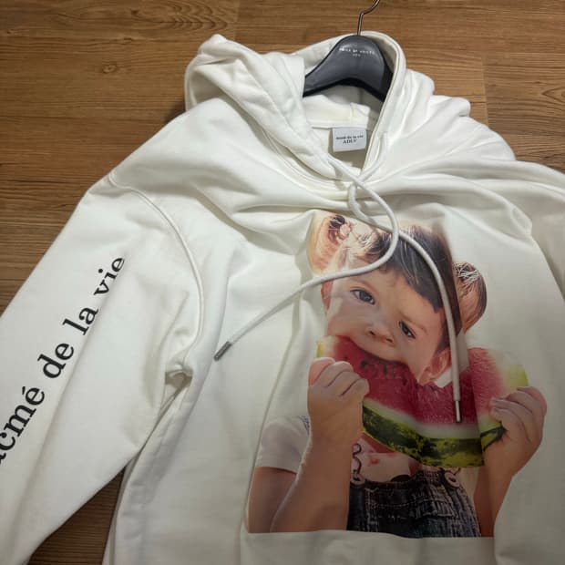 아크메드라비 후드티