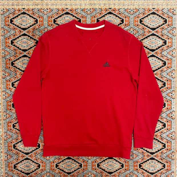 아디다스 삼각로고 레드 맨투맨 남성105