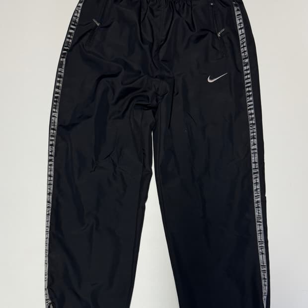 나이키 올드스쿨 밑단스트링 트랙팬츠 바람막이랑세트!!