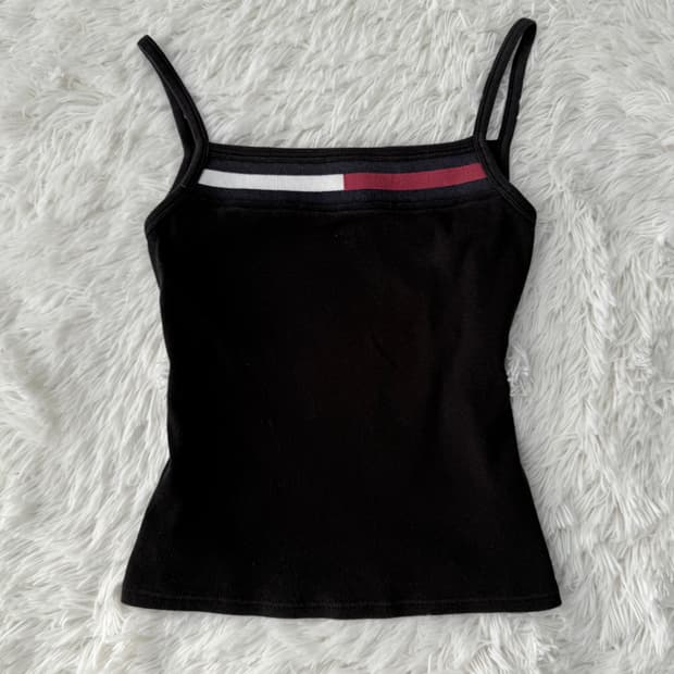 타미 힐피거 빈티지 베이직 블랙 슬리브리스 나시