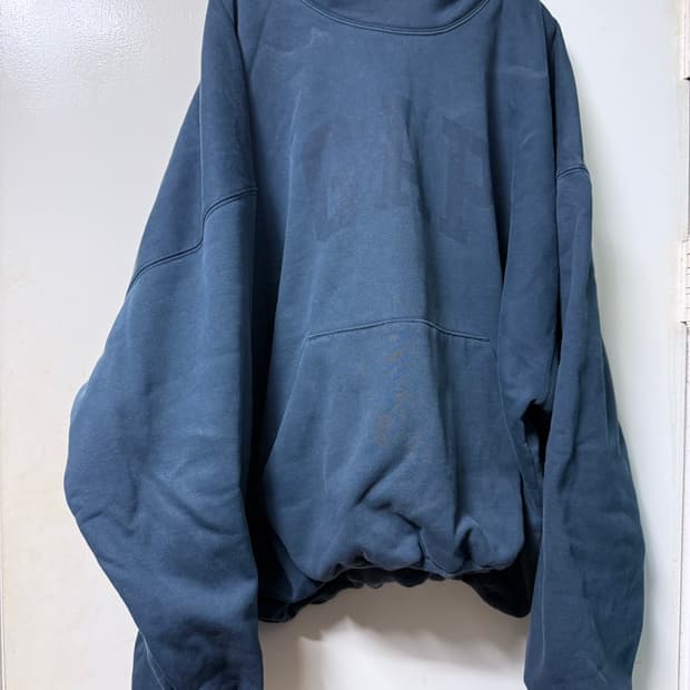 이지 갭 엔지니어드 바이 발렌시아가 도브 후드 다크블루 L