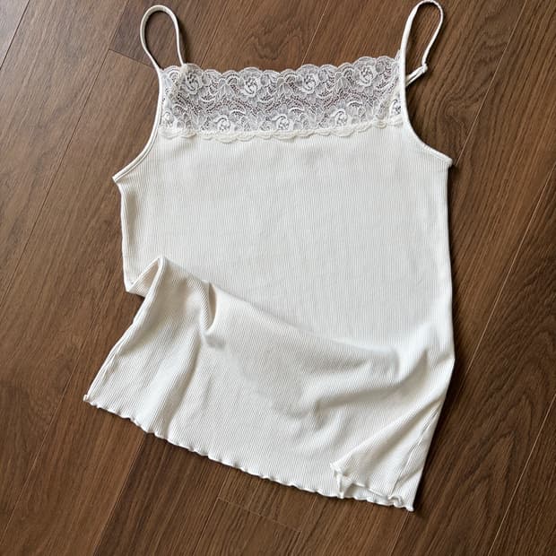 lace sleeveless