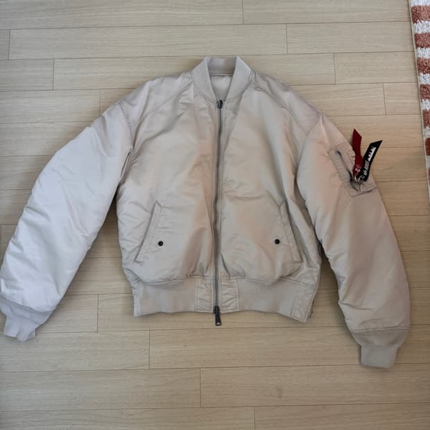 알파인더스트리 MA1 아이보리 M