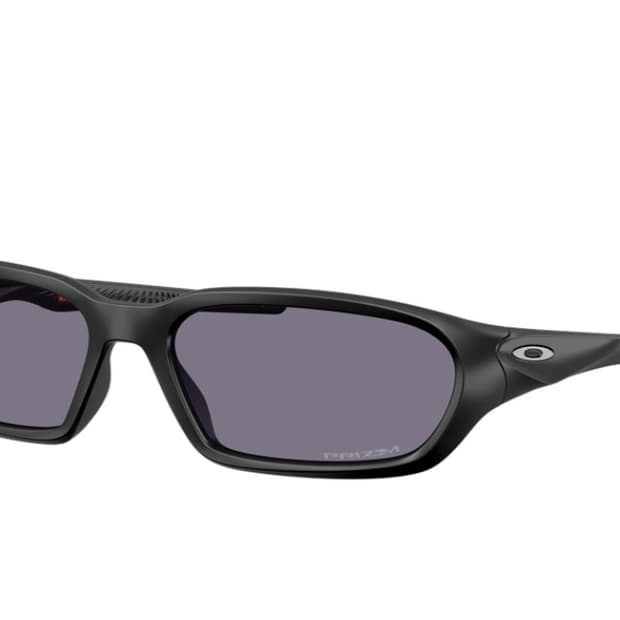 오클리 테라포르마 매트 블랙 