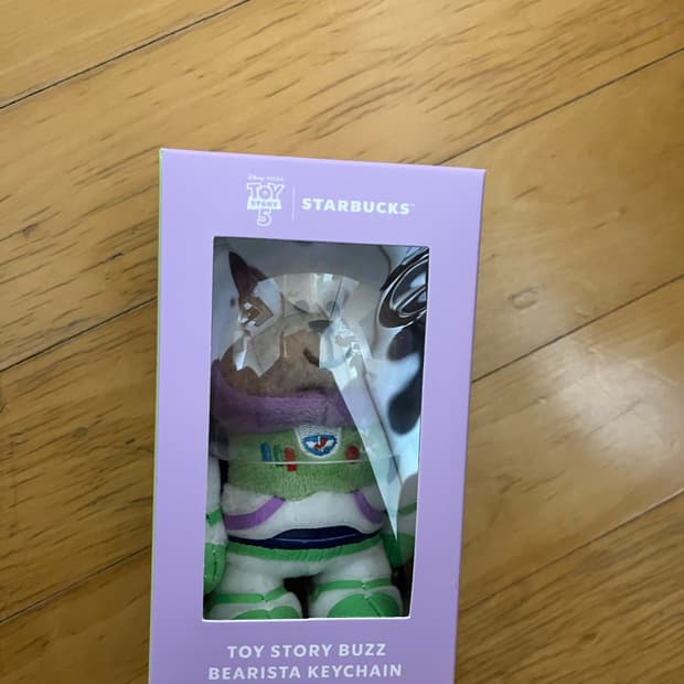 스타벅스 토이스토리 버즈 키링 새제품 팝니다