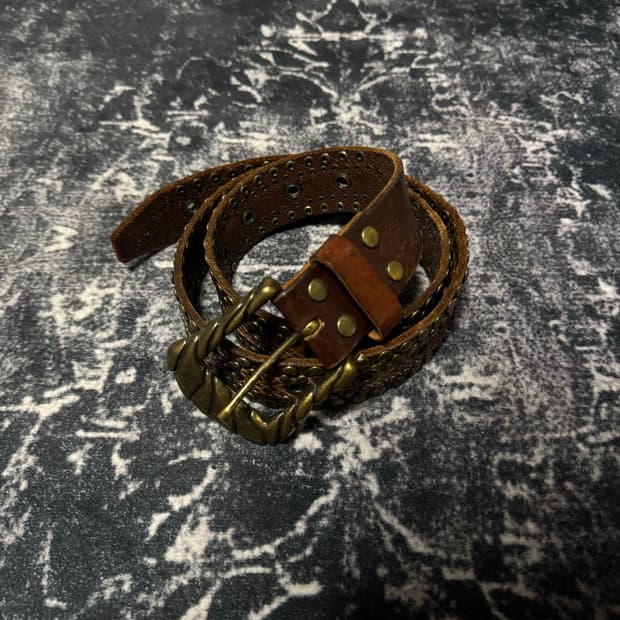 "Tornadomart" python stud belt