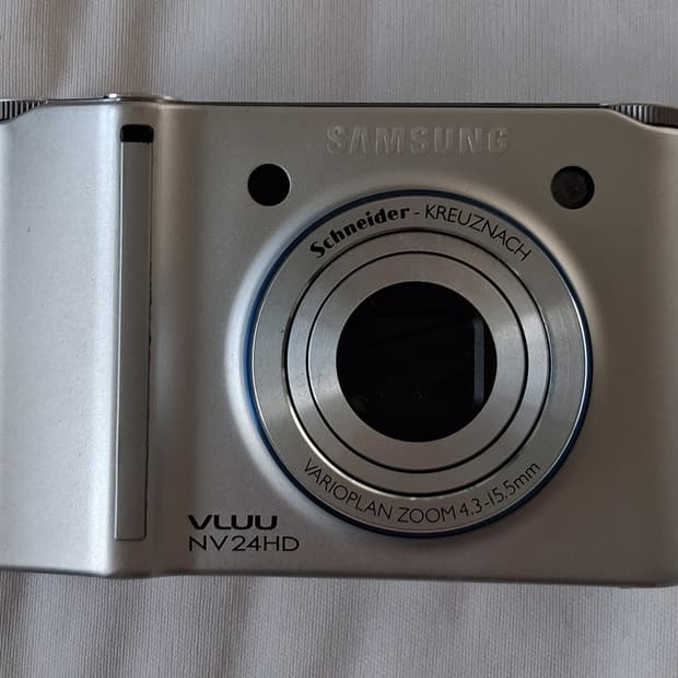 삼성 디지털 카메라 VLUU NV24HD