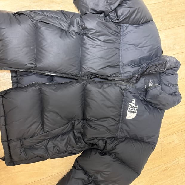 노스페이스 눕시 다운 자켓 블랙 M 사이즈