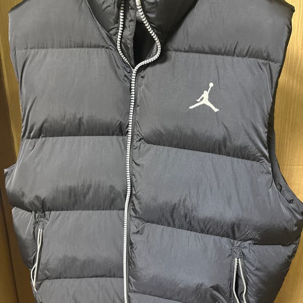 나이키 조던 패딩 베스트 블랙