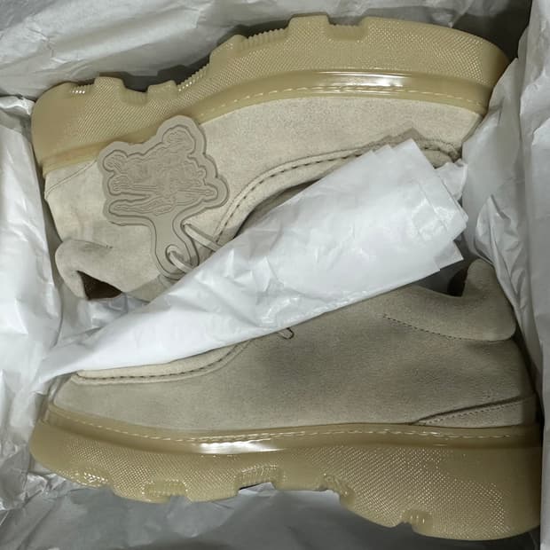 [43] 버버리 크리퍼 스웨이드 부츠