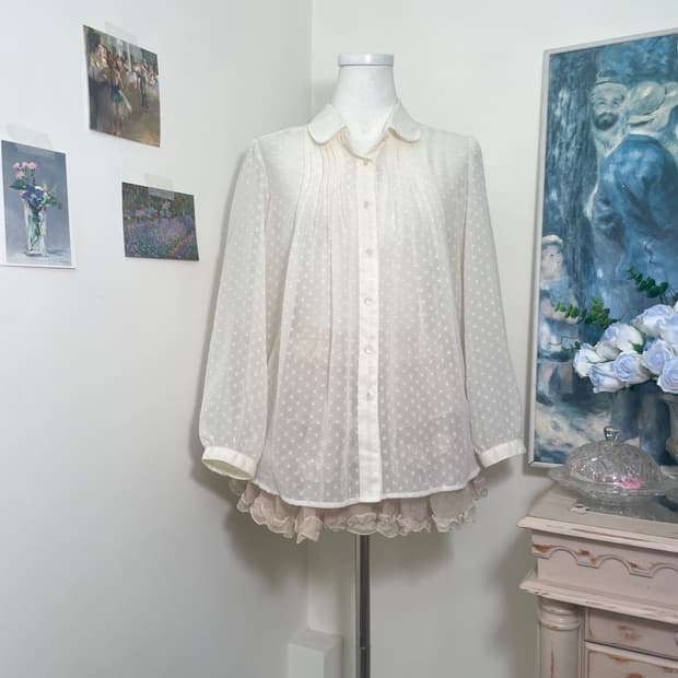 ivory dot collar chiffon blouse(size-M)