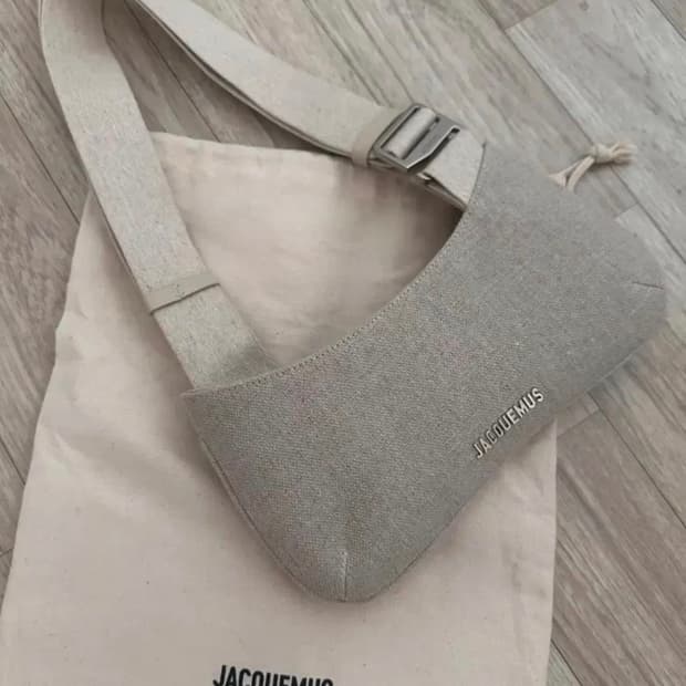 자크뮈스 르 비쥬 캔버스 버클 숄더백 새상품 더스트백