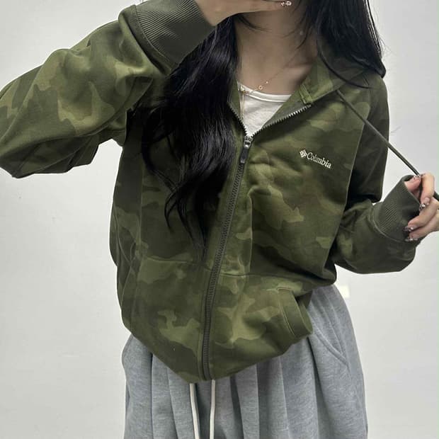 컬럼비아 y2k 카모플라쥬 스웨트셔츠 후드집업 희귀져지(L)