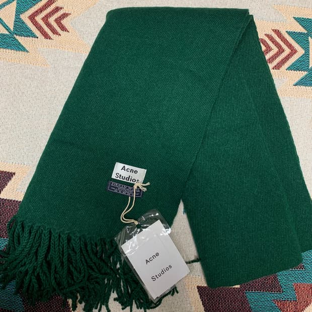 새상품) 아크네스튜디오 울 머플러 목도리