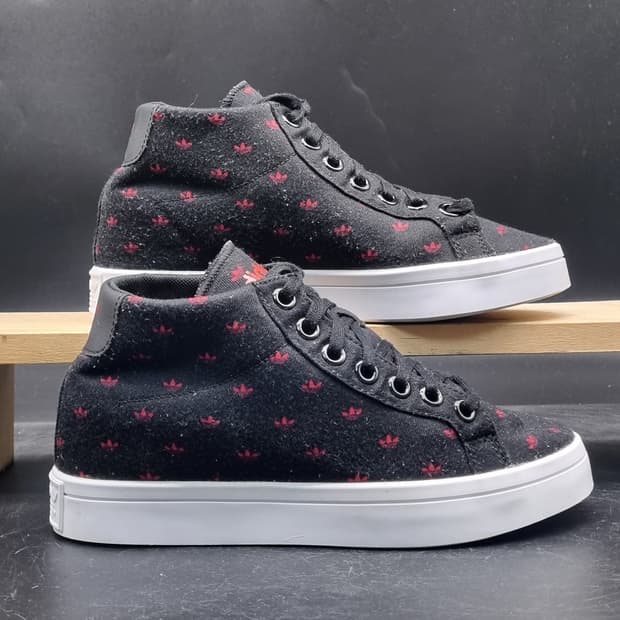 아디다스 인히 여성미드 230