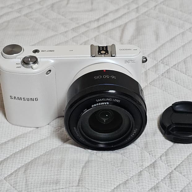 삼성 nx2000 미러리스 카메라