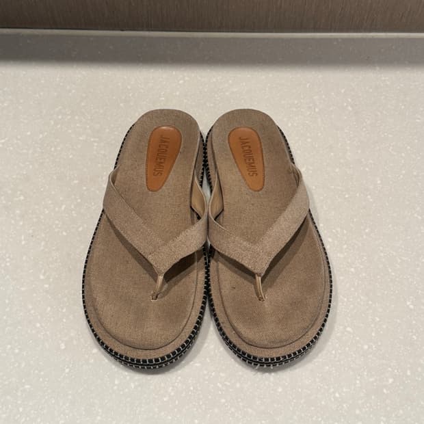 자크뮈스 캔버스 쪼리