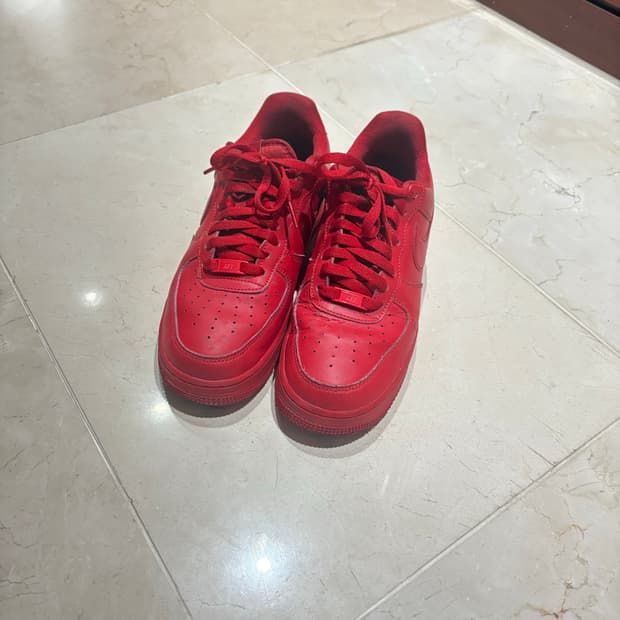 에어포스 트리플 레드 270