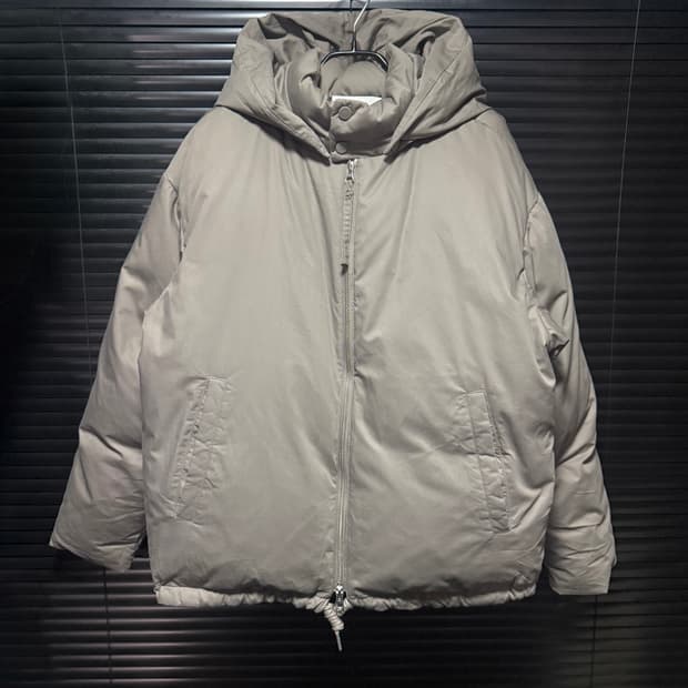 인사일런스 수피마 코튼 구스 다운 패딩 에쉬 베이지 후드 워크 점퍼 S