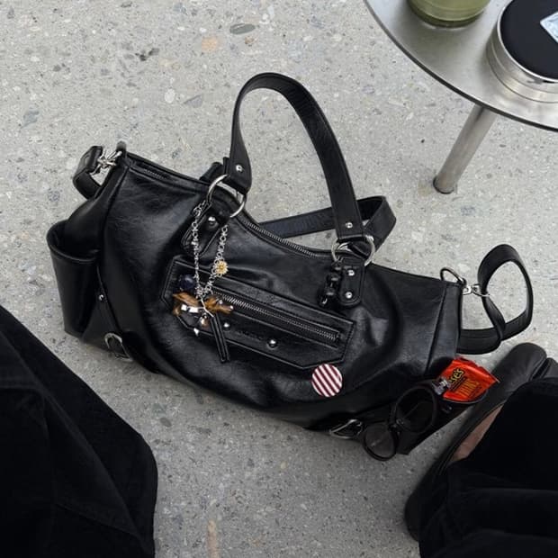 아노에틱 ANC STUD RING BAG 블랙 숄더백