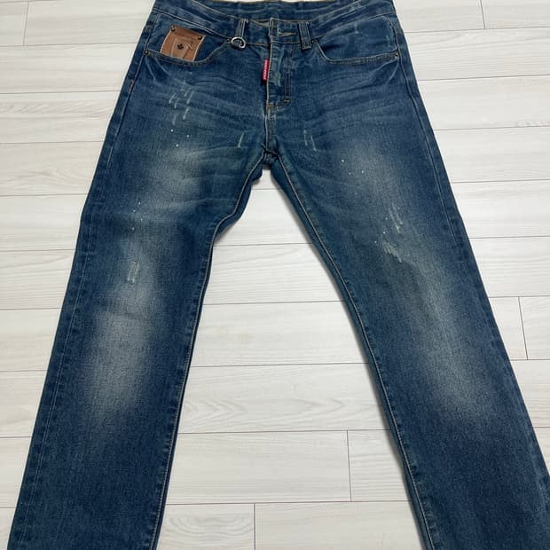 디스퀘어드2 스트레이트핏 32사이즈 (스키니 x)