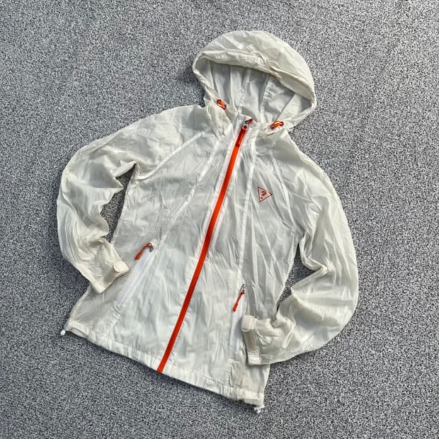 XS 게스 여성 경량 바람막이 0403M