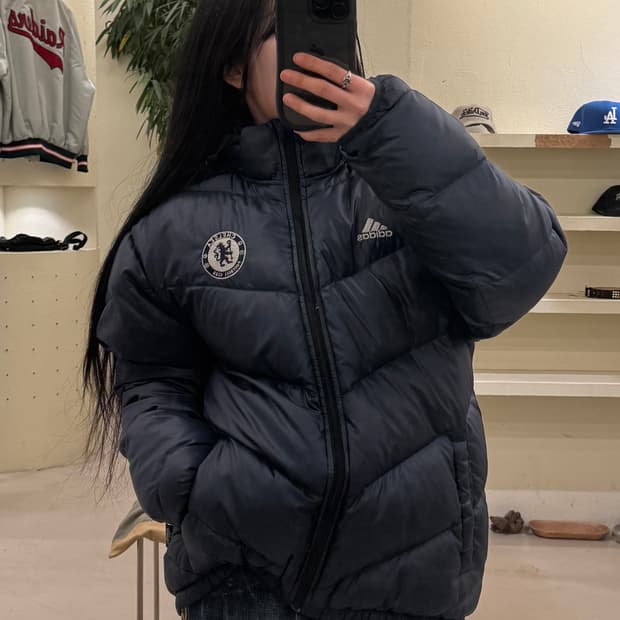 아디다스 첼시 덕다운 팀 패딩 U97