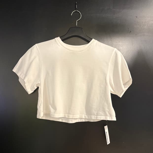 렉토 크롭 티셔츠