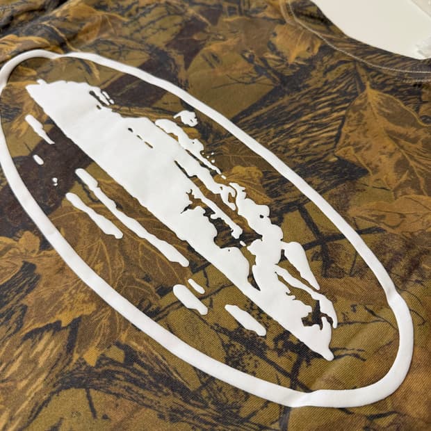 코르테이즈 corteiz 카모 forest camo puff 티셔츠